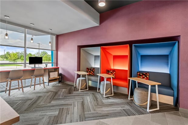 Images Tru by Hilton Kansas City Airport