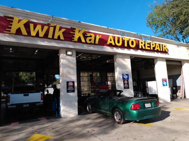 Images Kwik Kar of Downtown Round Rock