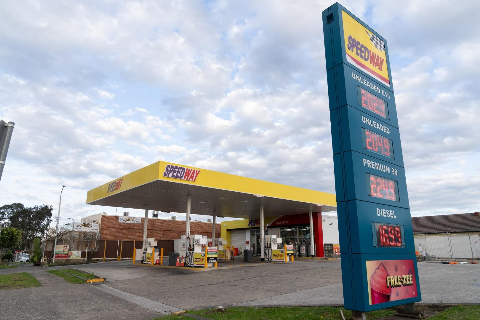 Images SPEEDWAY GREEN VALLEY