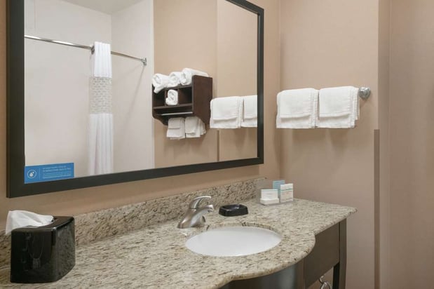 Images Hampton Inn Corydon