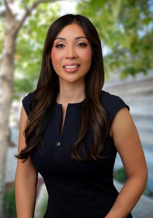 Images Mallory Kawaguchi, Realtor