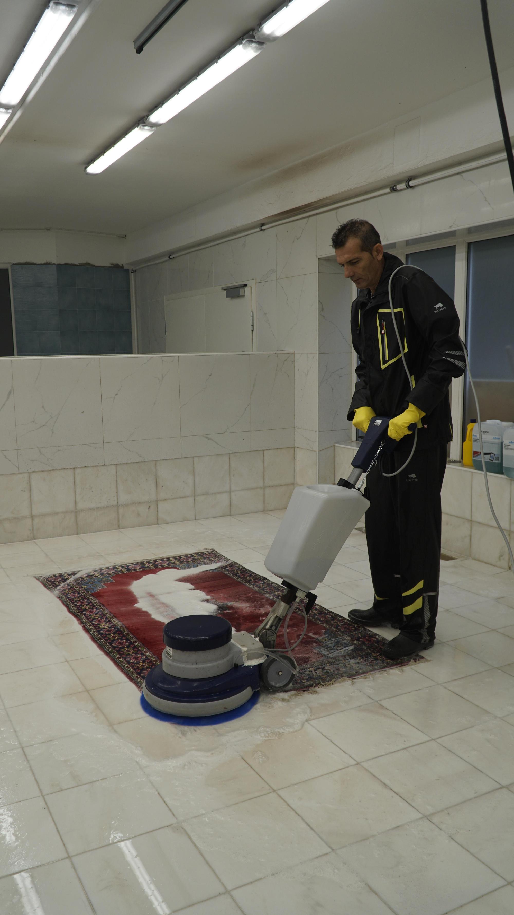 Bild 106 von Teppiche Dipl. Ing. Khodai GmbH - Teppichreinigung