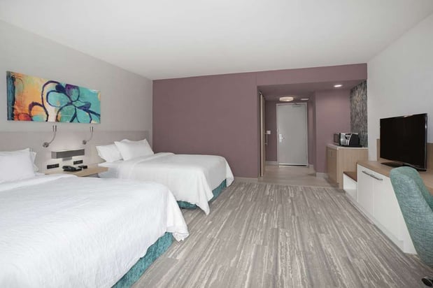 Images Hilton Garden Inn Omaha Aksarben Village