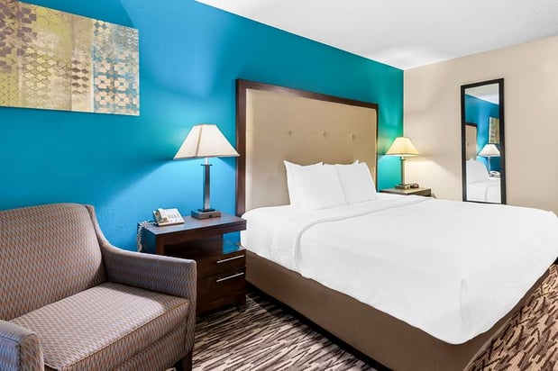 Images Best Western Baraboo Inn