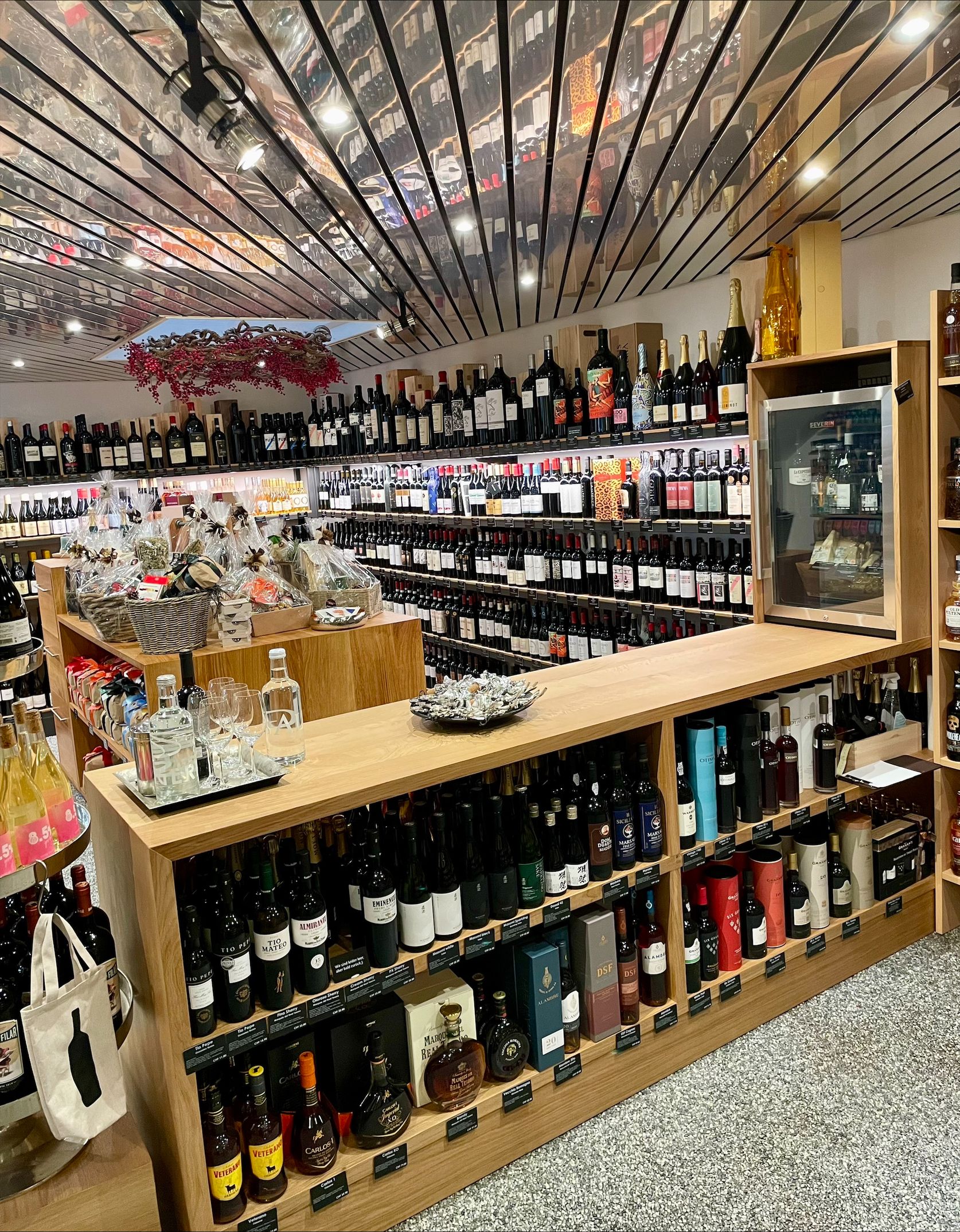 Bilder Getränkemärt Urs Rauch AG