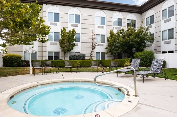 Images Hampton Inn & Suites Salt Lake City Airport