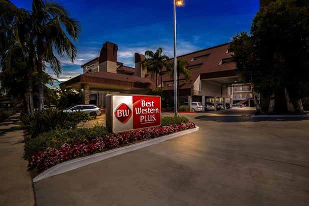 Images Best Western Plus Irvine Spectrum Hotel
