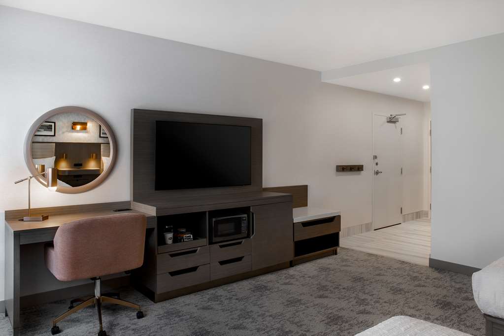 Images Hampton Inn by Hilton Winnipeg Downtown