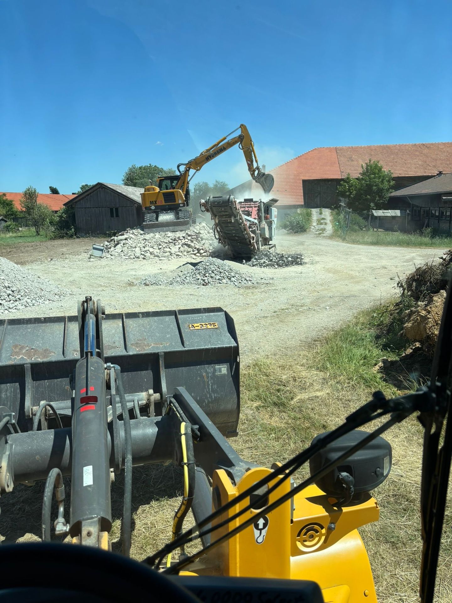 Eisenmann Erdbewegungen, Sonnenhamer Str. 2 in Egling