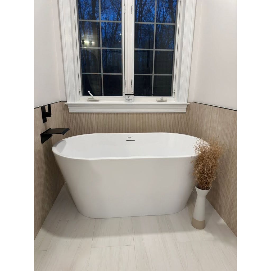 The perfect place to unwind after a long day. High-end bathroom remodeling is all about creating spaces that blend everyday comfort with clean, modern aesthetics. Proudly serving West Hartford, Avon, and Simsbury with 0% APR financing available!