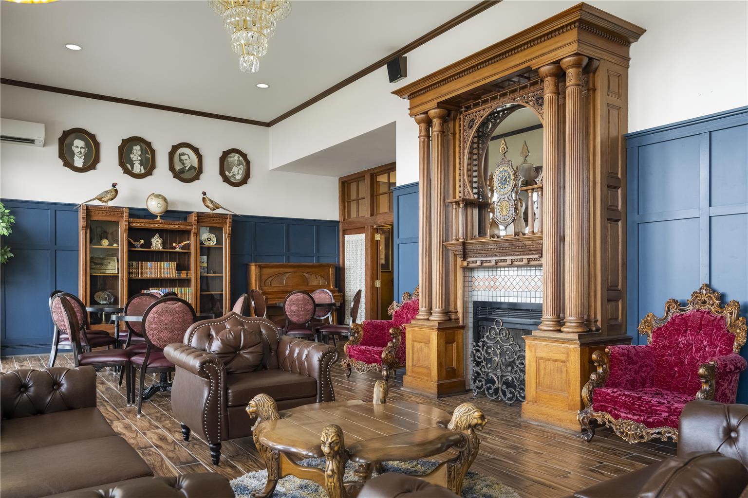 Parlor Sitting Area