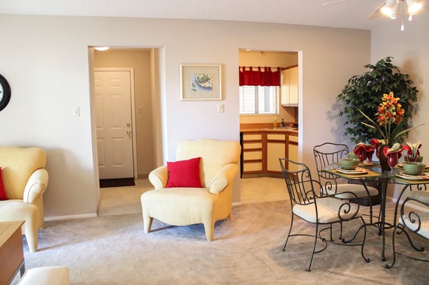 Images Southpointe Apartments