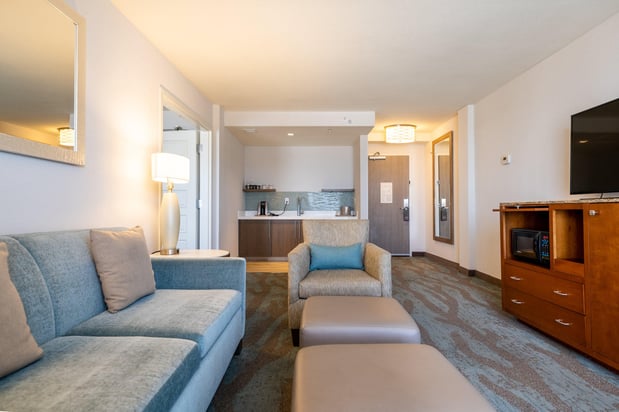 Images Crowne Plaza Ventura Beach by IHG