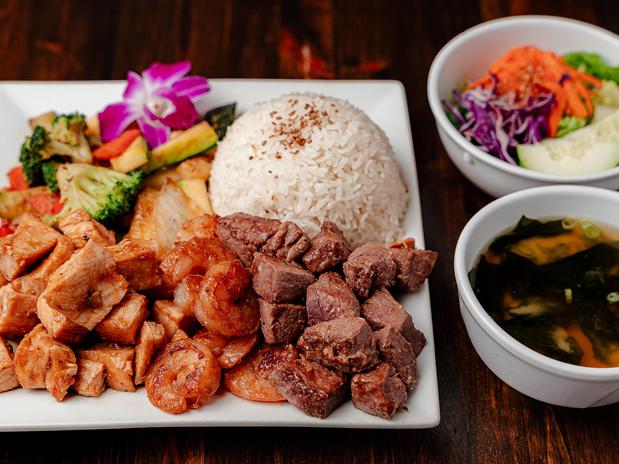 Images Wakatobi Japanese Grill Hibachi and Sushi