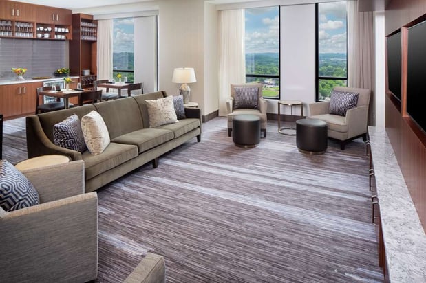 Images Hilton Rochester Mayo Clinic Area