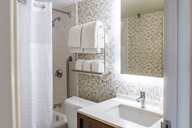 Images Holiday Inn Denver East by IHG