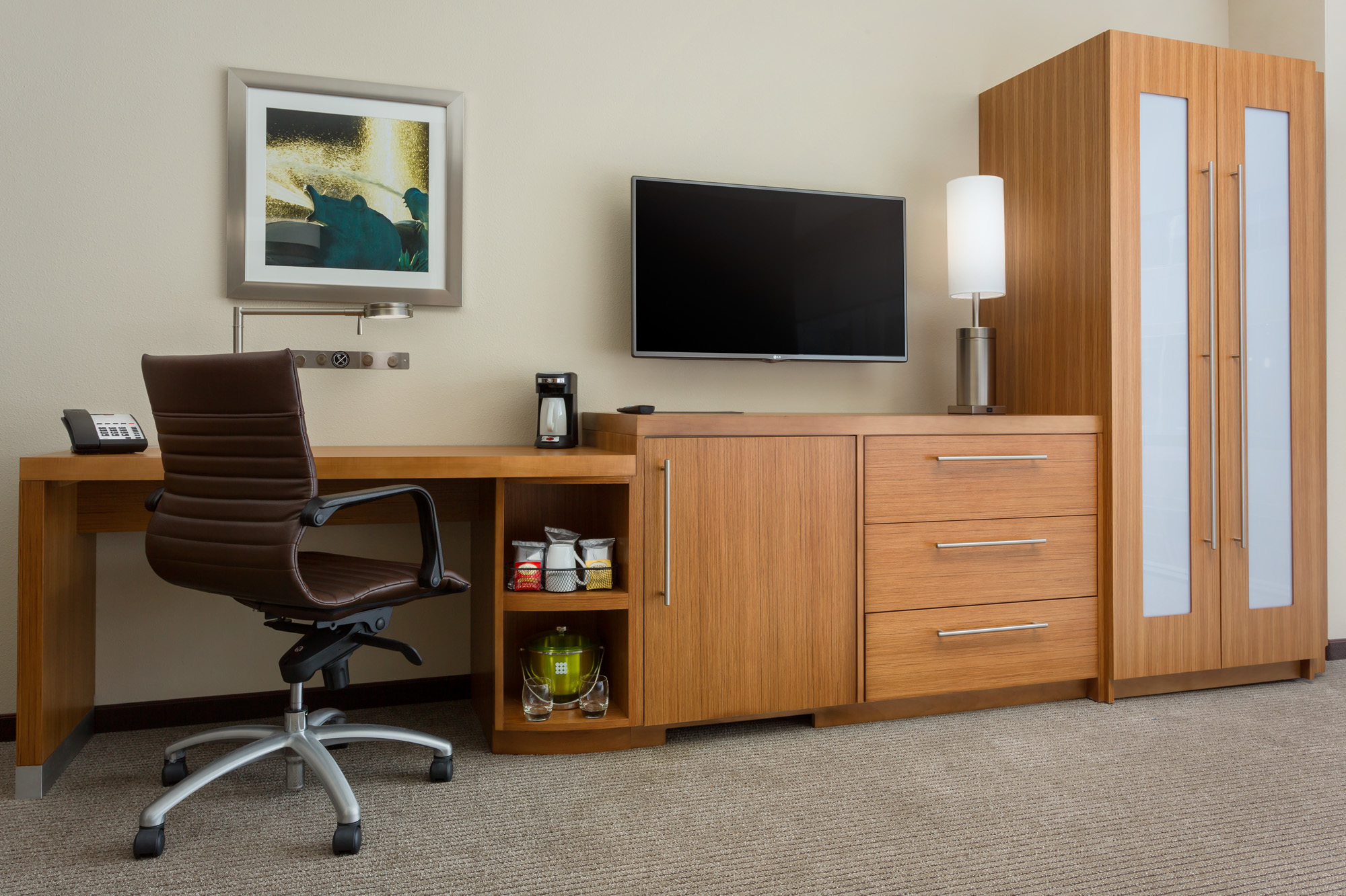 Hyatt Place Chicago Downtown - The Loop guest rooms feature free Wi-Fi, mini refrigerator, coffee maker and Cozy Corner sofa sleeper.