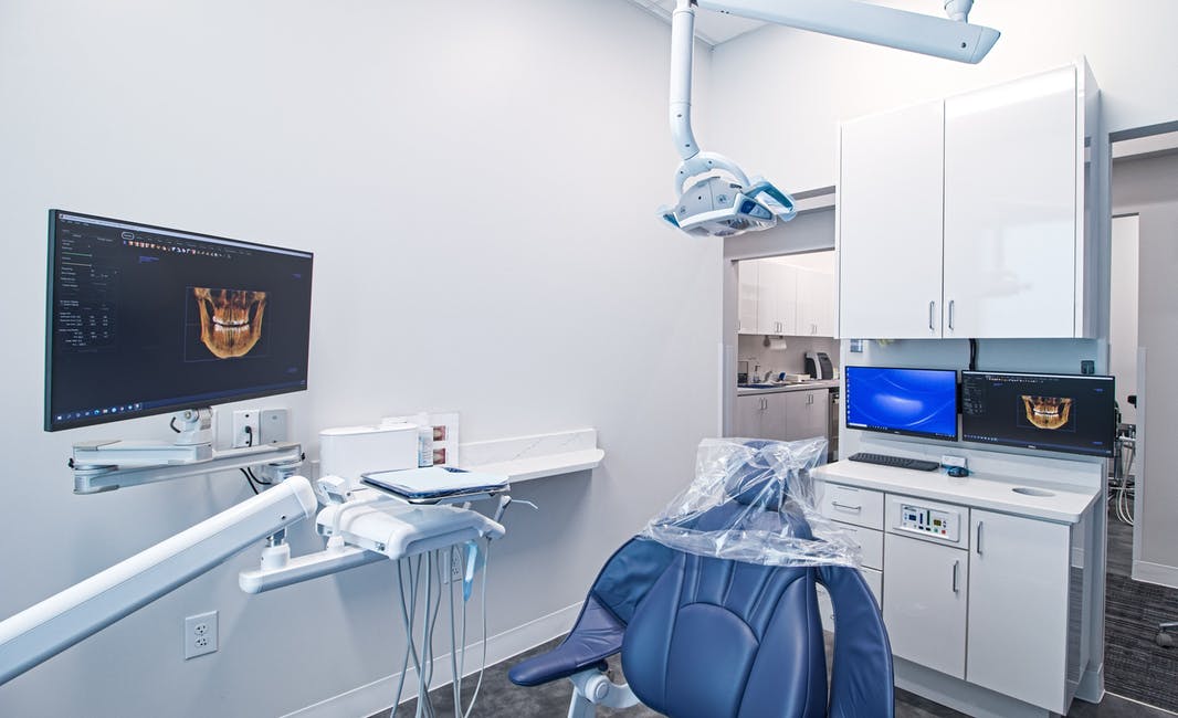Patient room of Summit Point Dental Implant Center | McKinney, TX