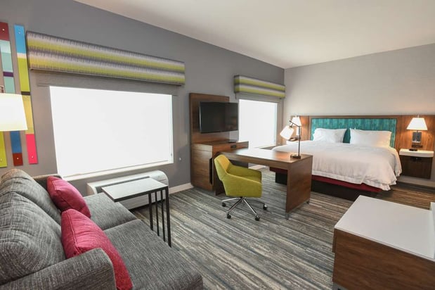 Images Hampton Inn & Suites Cincinnati Liberty Township