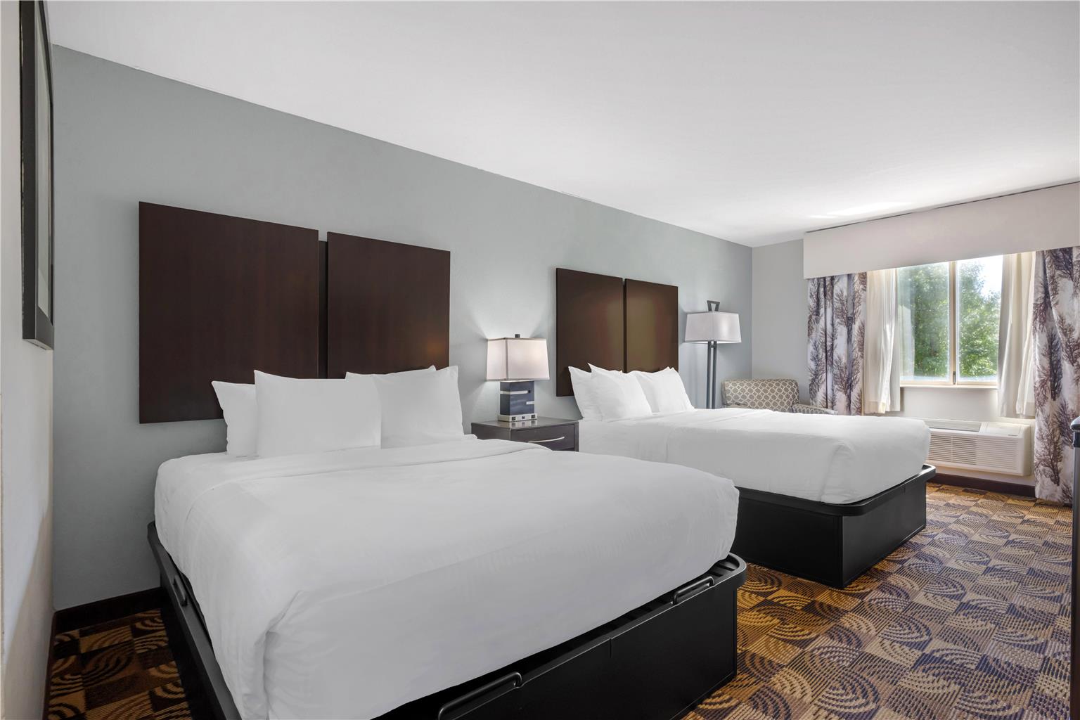 Queen Room