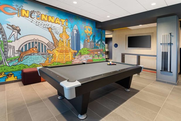 Images Tru by Hilton Sharonville Cincinnati