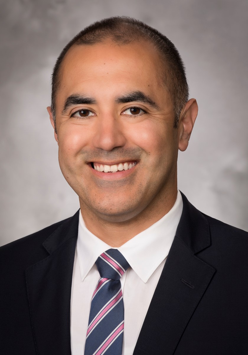 Dr. Javier Valle, MD - Ypsilanti, MI - Cardiologist