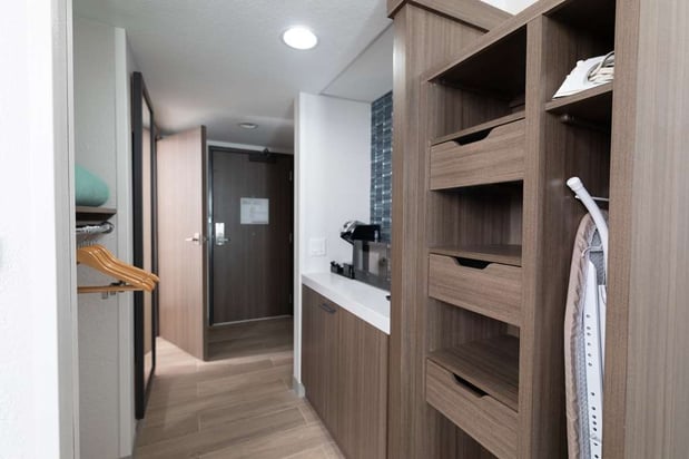 Images Hilton Garden Inn Des Moines Airport