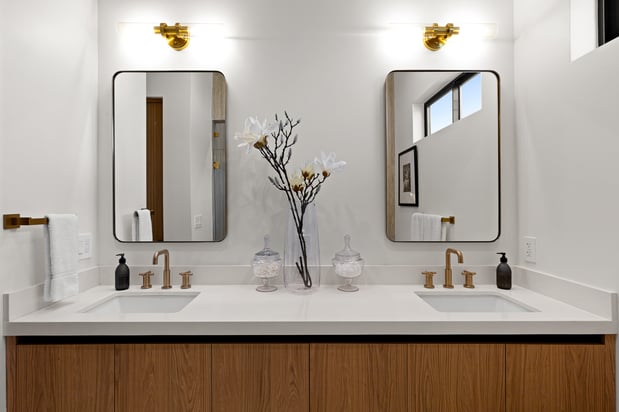 Images Shira Dunn, REALTOR