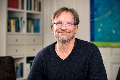 Dr. med. Neubauer Falk, Dorfstrasse 40 in Rüti ZH