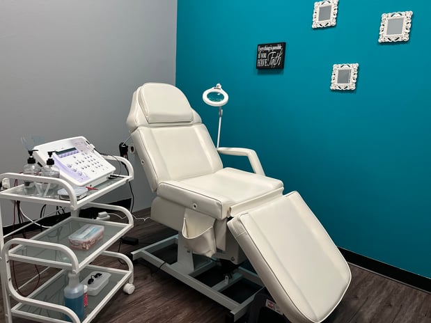 Images Naked Beauty Electrolysis