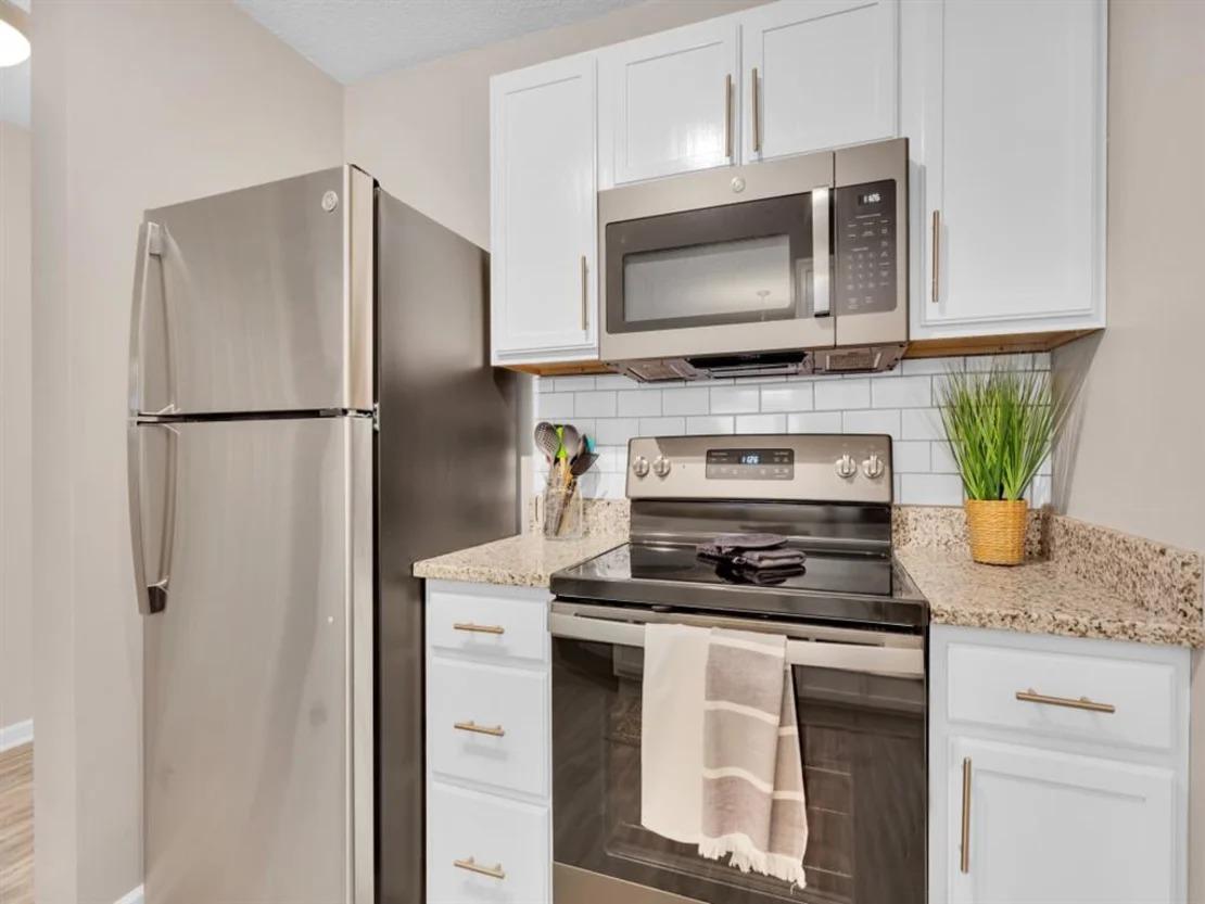 Fully Equipped Kitchens w/ Stainless Steel Appliances