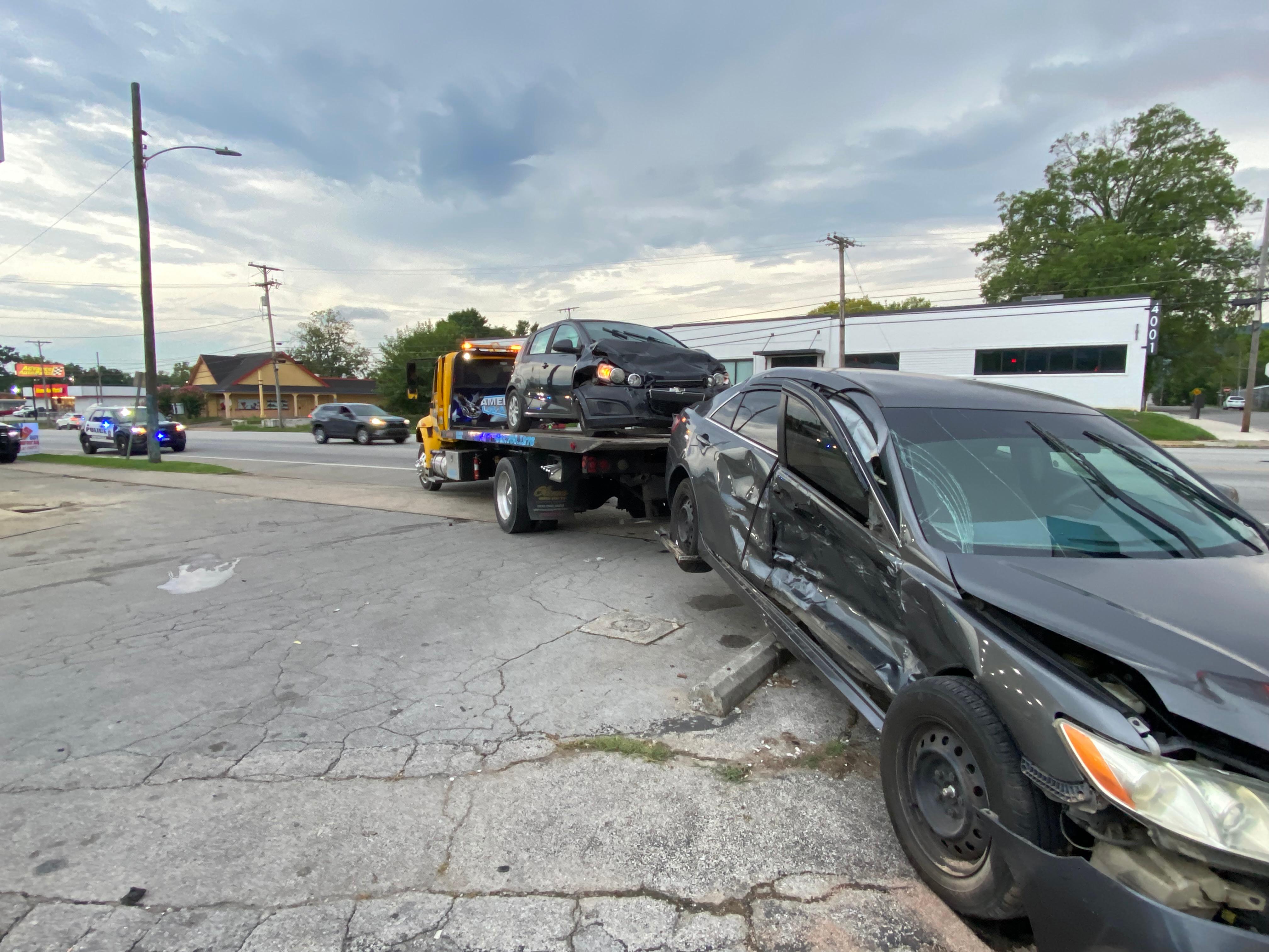 Certified 24-hour tow truck operators!