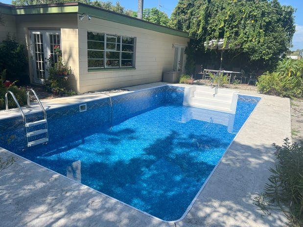 Images Paradise Palm Pools Inc