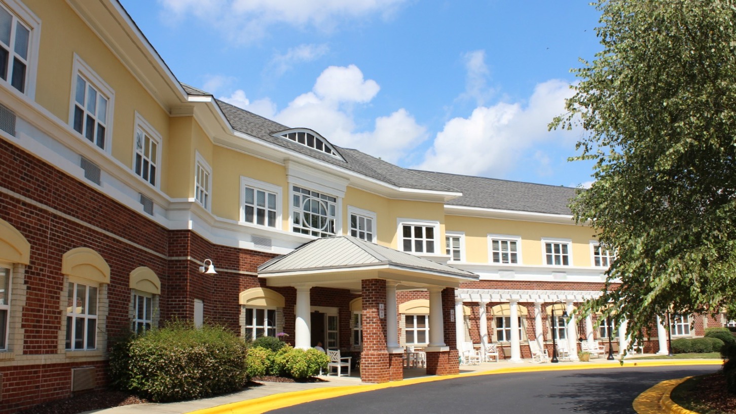 Fox Hollow Senior Living Community welcomes you to join our family!