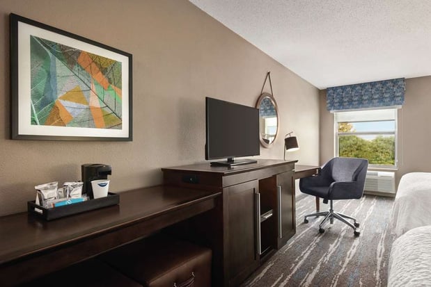 Images Hampton Inn & Suites Ft. Wayne-North