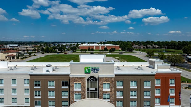 Images Holiday Inn Express & Suites Tulsa South Bixby by IHG
