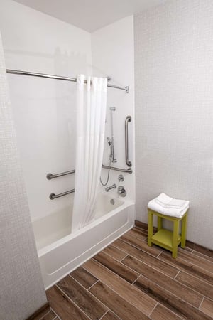 Images Hampton Inn Pickwick Dam-At Shiloh Falls