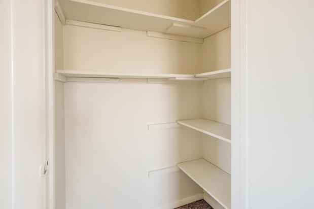 Images Idylwood Apartment Homes