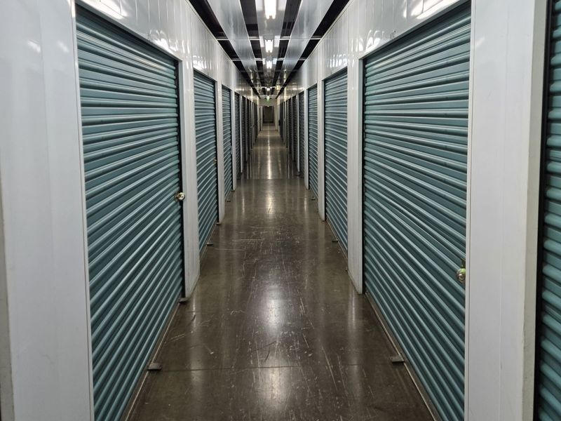 Images Extra Space Storage