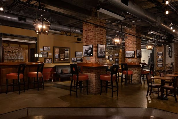 Images The Hotel Roanoke & Conference Center, Curio Collection by Hilton