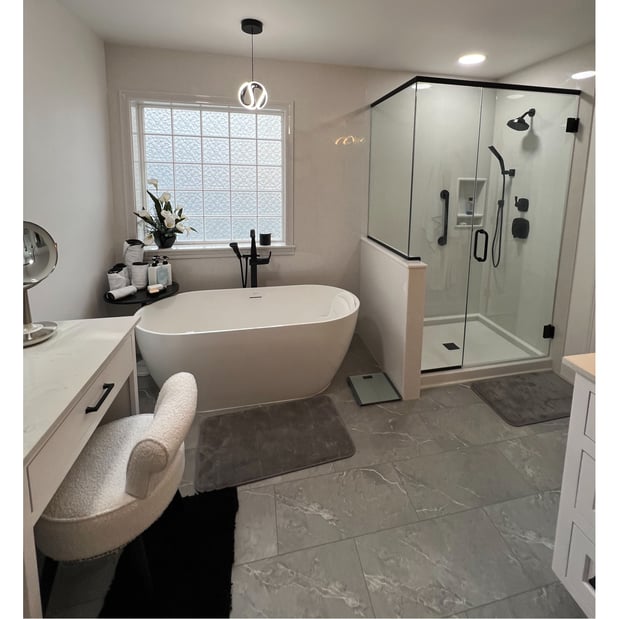 Images One Bath & Closets