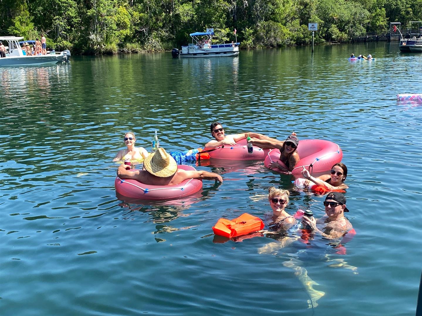 Our family-friendly boat rides at Sportsman Charters are designed to create fun and safe experiences for all ages. Enjoy quality time together on the water with activities and sightseeing that cater to both kids and adults, making it the perfect family adventure.