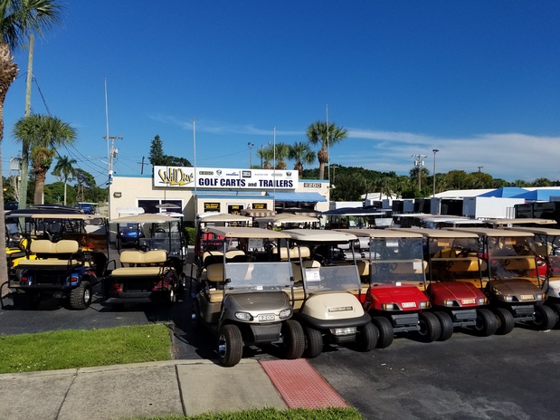 Images Wildar Golf Carts and Trailers