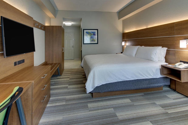 Images Holiday Inn Express West Palm Beach Metrocentre by IHG