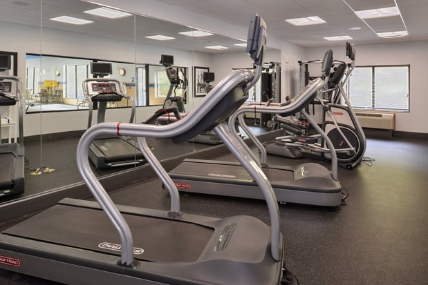 Images Holiday Inn Express & Suites Washington - Meadow Lands by IHG