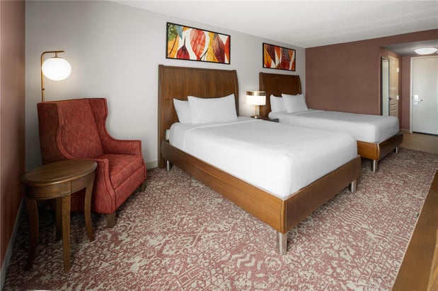 Images Hilton Garden Inn State College
