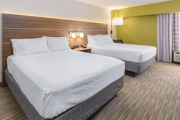 Images Holiday Inn Express Southington by IHG