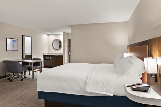 Images Hampton Inn & Suites by Hilton Petoskey