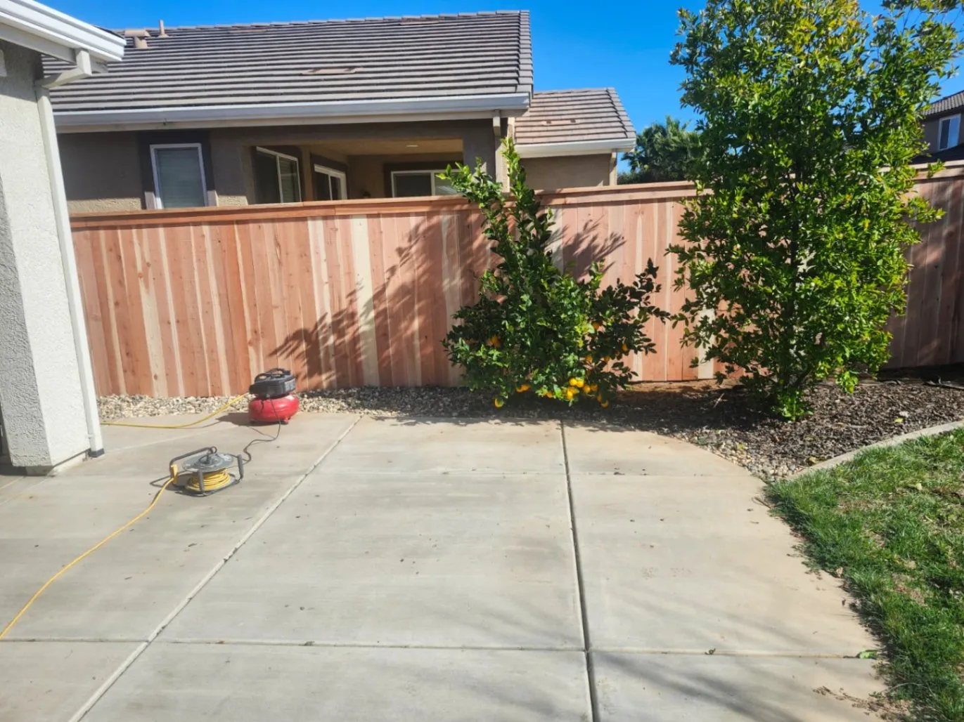 Andrade's Fence INC Image