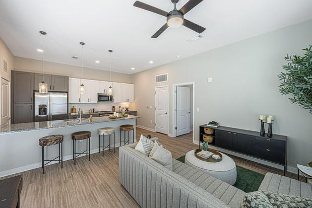 Images Holden at Oak Grove